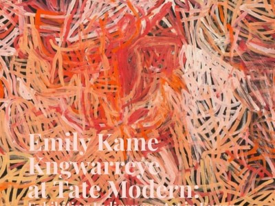 EMILY KAME KNGWARREYE à la TATE MODERN